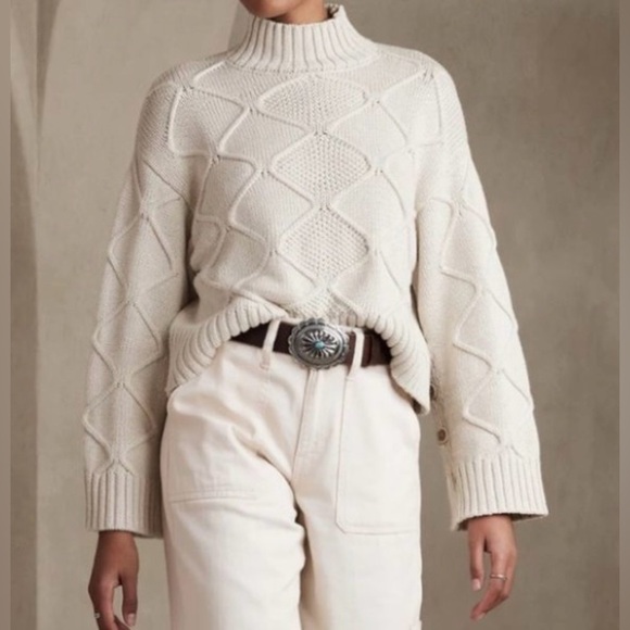 NEW Banana Republic Cropped Oversized Cable Turtleneck Sweater Cream XS - Picture 1 of 10